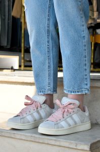 کتونی آدیداس کامپوس کرم صورتی