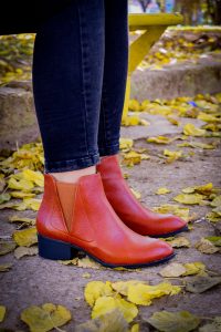 نیم بوت زنانه چرم طبیعی برند AGM کد ۳۱۱