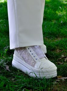 کتونی عروس لژدار سفید برند آنا کد ۴۰۹