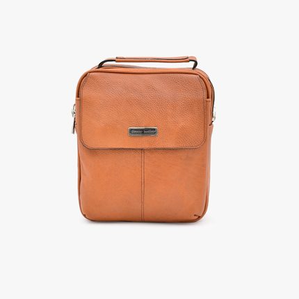 کیف دوشی مردانه چرم طبیعی برند چنار مدل مگنتی عسلی