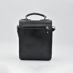 کیف دوشی مردانه چرم طبیعی برند چنار مدل قفلی مشکی
