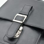 کیف دوشی مردانه چرم طبیعی برند چنار مدل قفلی مشکی